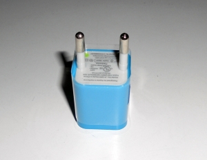 Адаптер - зарядка для USB от розетки